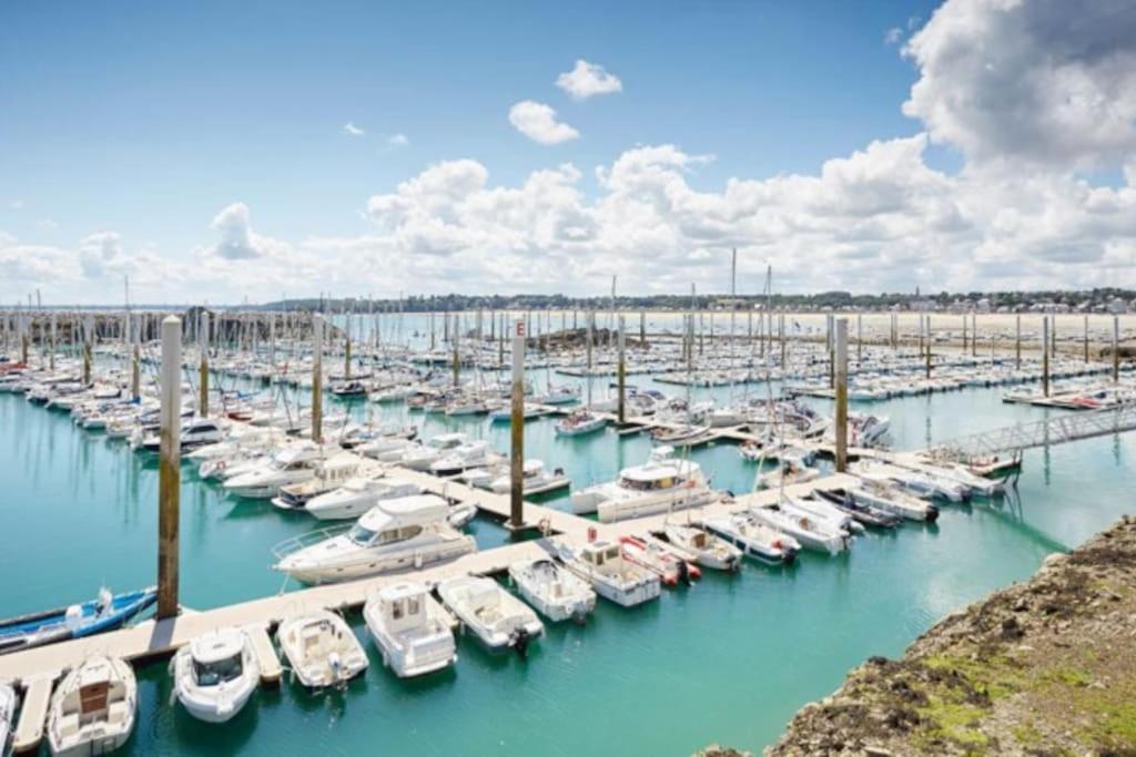 50M De La Plage: Studio Au Coeur Du Centre ! Apartment แซ็ง-กาสต์-เลอ-กีโด ภายนอก รูปภาพ